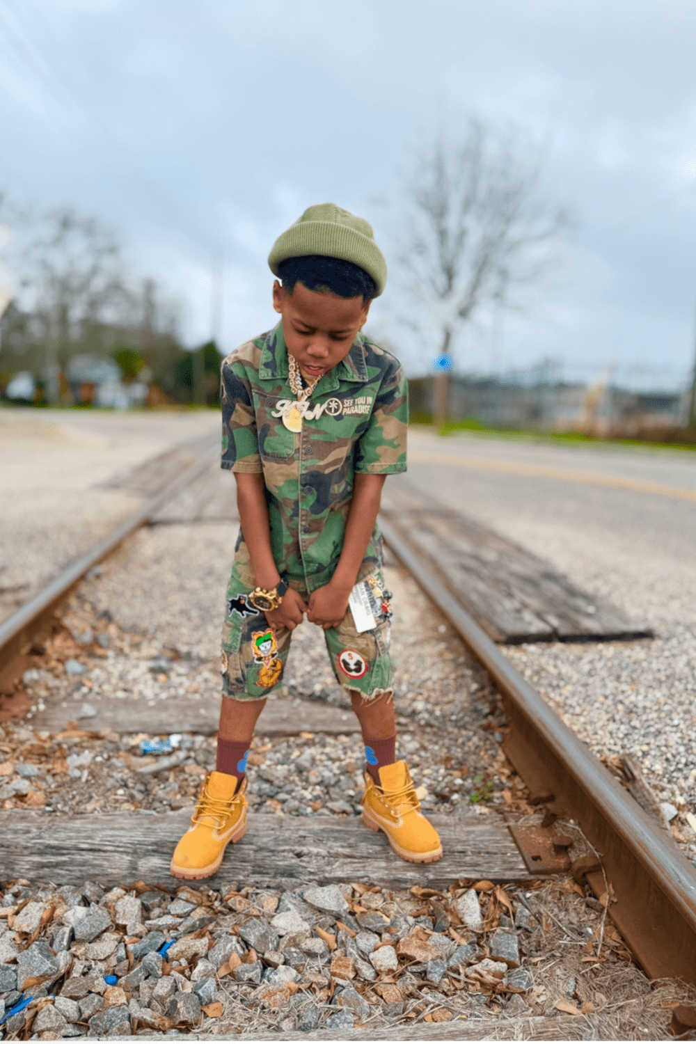 JC Kids Kids War Angel Cargo Shorts (Vintage Camo)