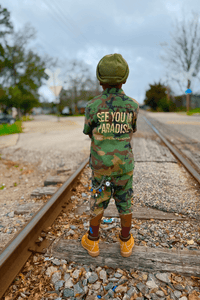 Kids War Angel Cargo Shorts (Vintage Camo)