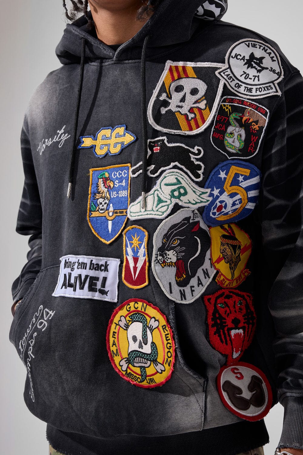 Jordan Craig War Angel Pullover Hoodie (Vintage Black)