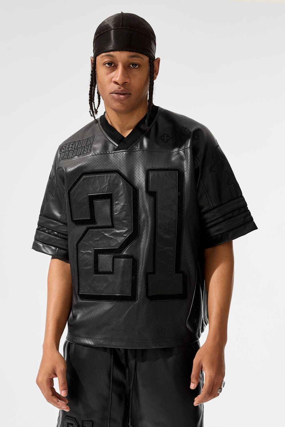 8651-BLACK-MODEL2.jpg?crop=