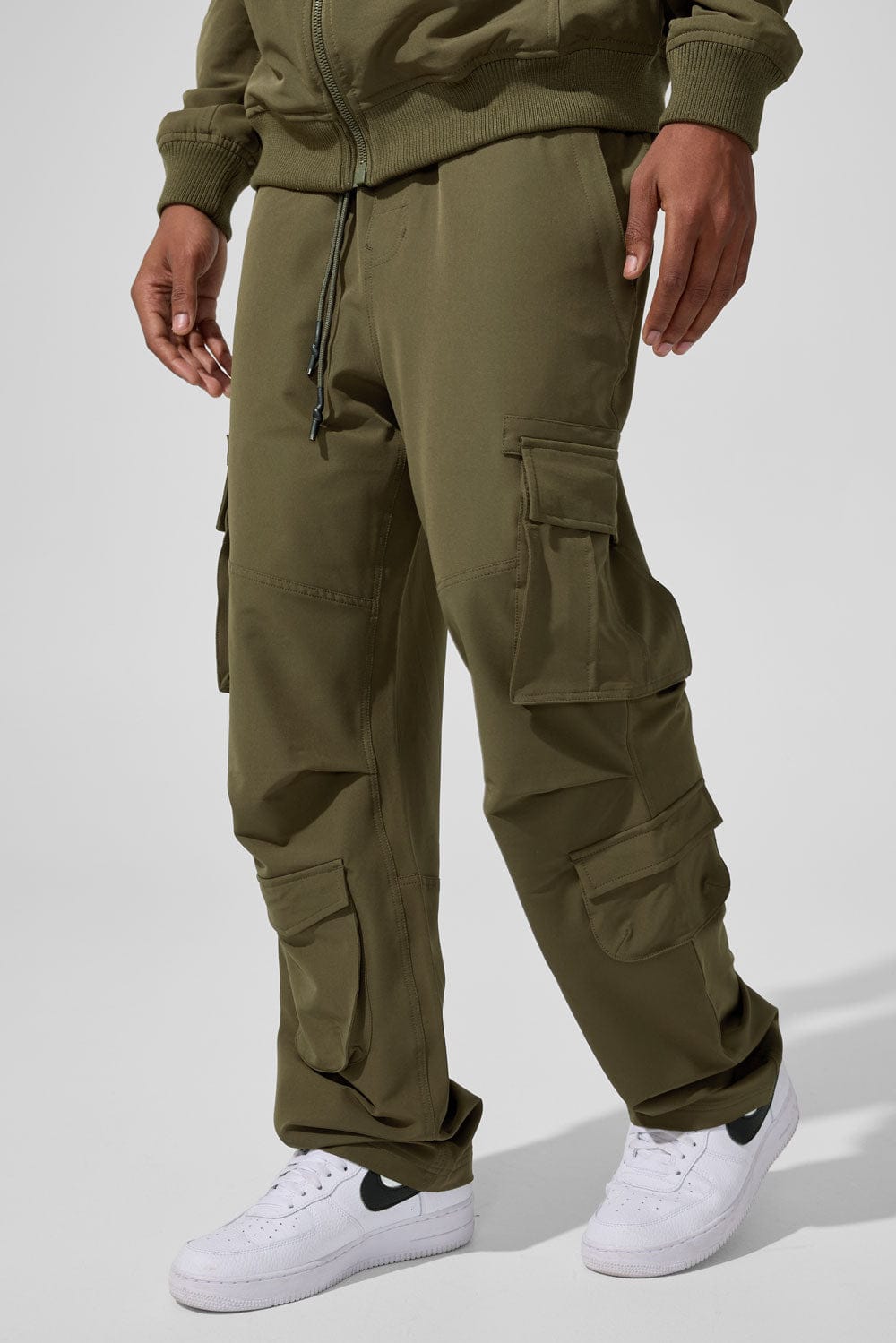 Jordan Craig Local Dealer Windbreaker Cargo Pants Olive / S