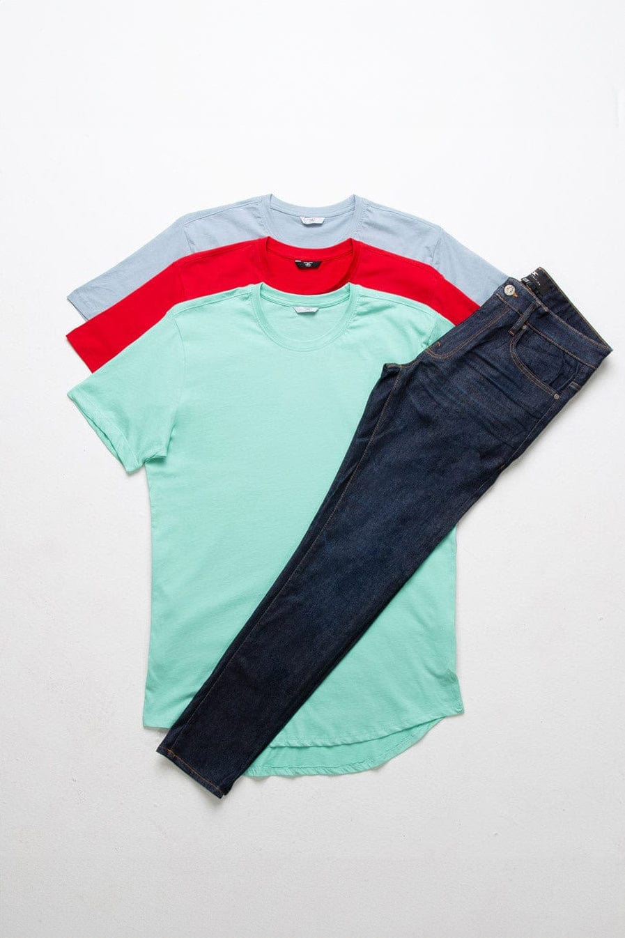 Jordan Craig SCALLOP T-SHIRT 3 PACK & DARK INDIGO DENIM (COLOR BURST) TOP: SMALL | BOTTOM : 30/30