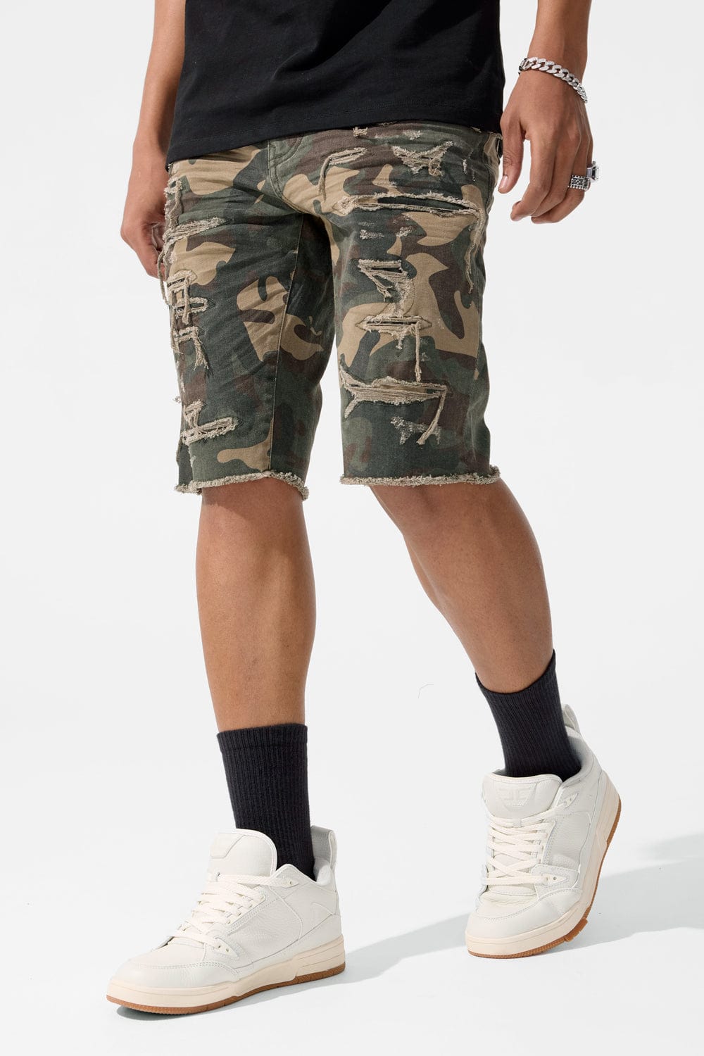 MOB CHARACTER CAMO SHORTS BL – AKTR OFFICIAL