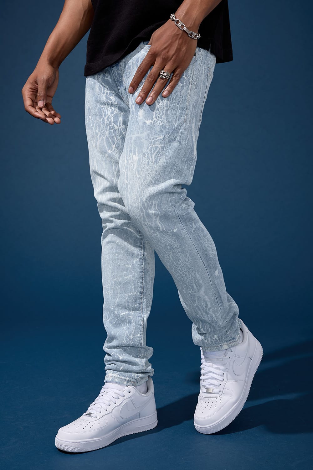 Slim Taper Fit - Cracked Denim - Sean Denim