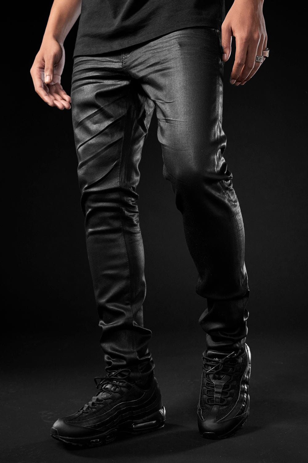 Sean - Smooth Criminal Denim (Jet Black)