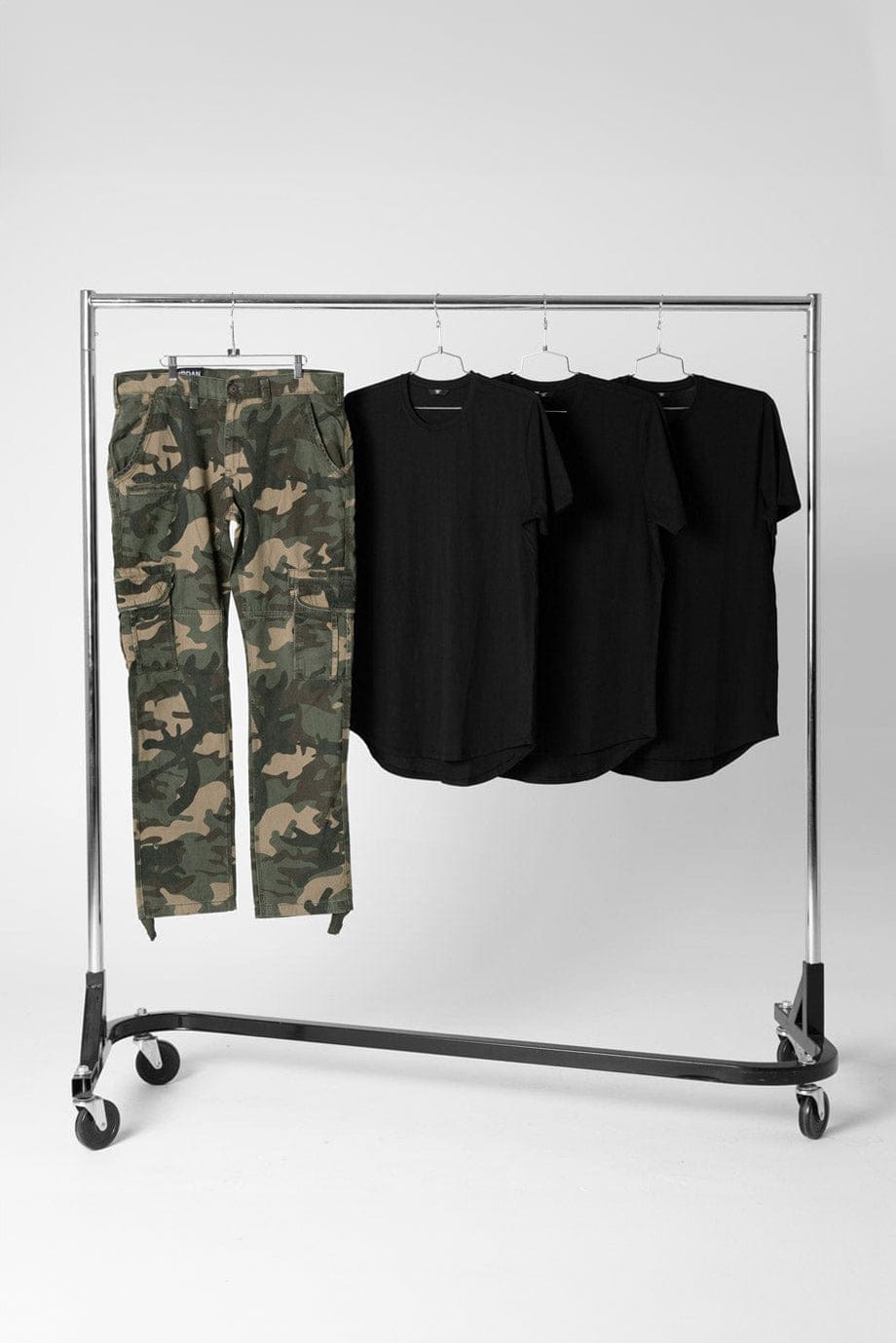 Jordan Craig XAVIER OG CAMO CARGO & SCALLOP T-SHIRT 3 PACK (BLACKOUT) TOP: SMALL | BOTTOM : 30/30