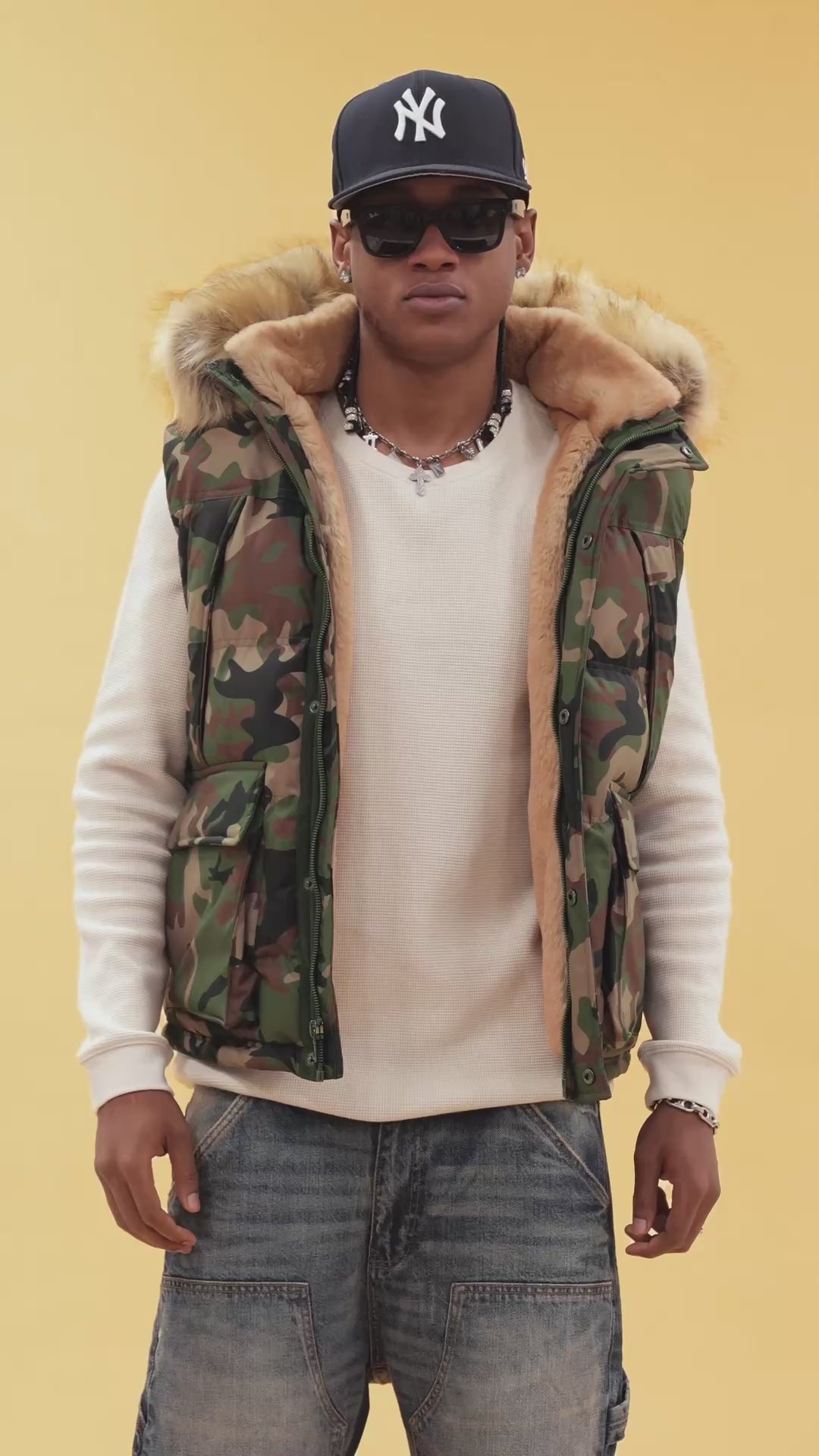 Yukon Fur Lined Puffer Vest (Vintage Camo)
