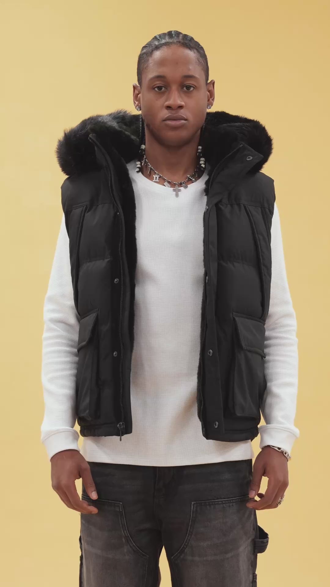 Yukon Fur Lined Puffer Vest (Black)