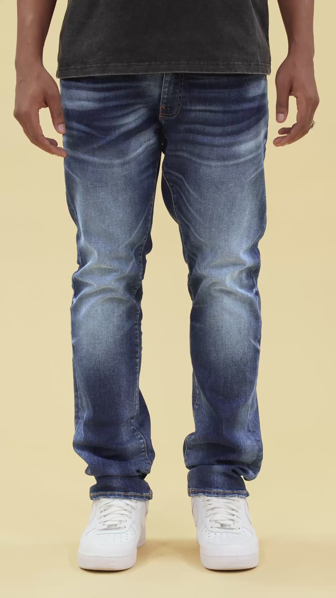 Straight Fit - Everyday Denim - Collins Collection